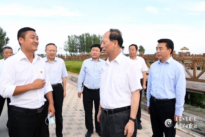 1629424090994752.jpg 00300507086_2bf879c7.jpg