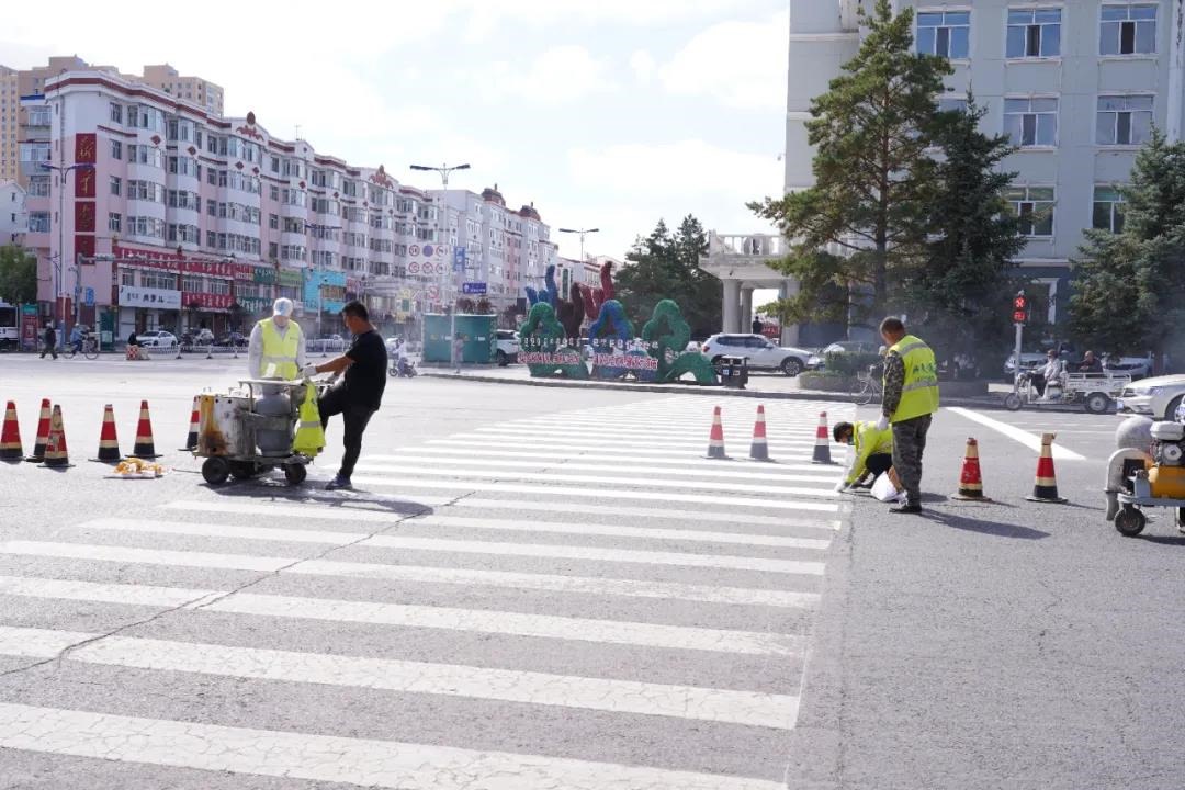維護道路標線.jpg