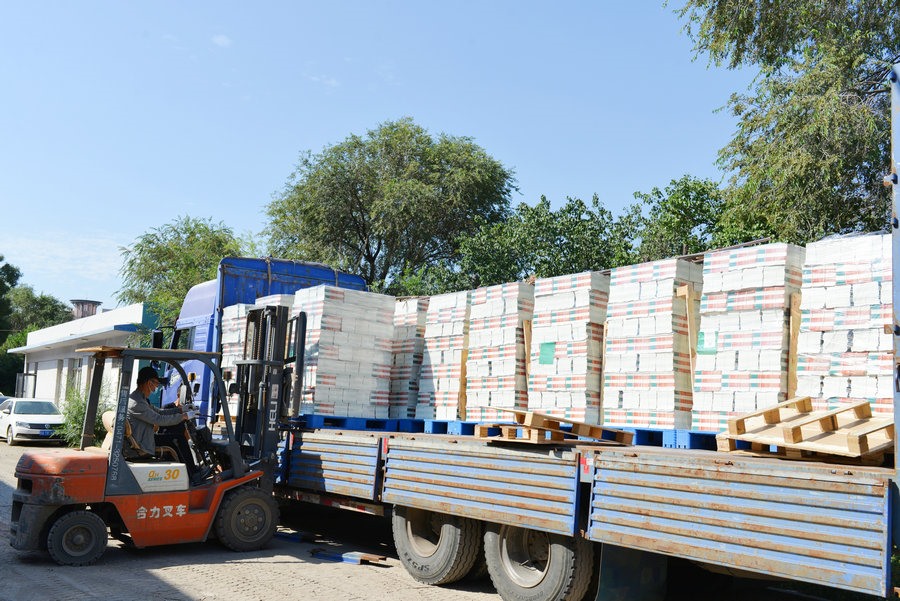 1724721108825908.jpg a4c661ca0f0515104740fcba5a9dce8ebc7e9e.jpg