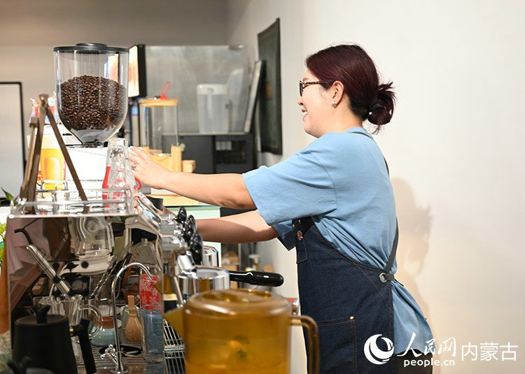 1752798741282847.jpg 七年3.jpg