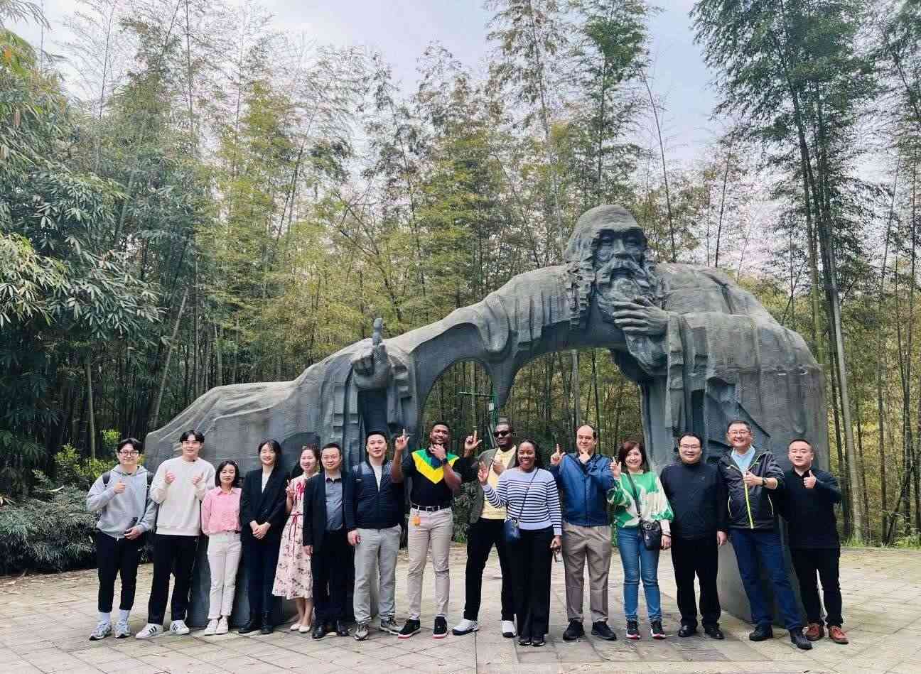 Guizhou Echo | 這一波，貴州又圈“國際粉”了