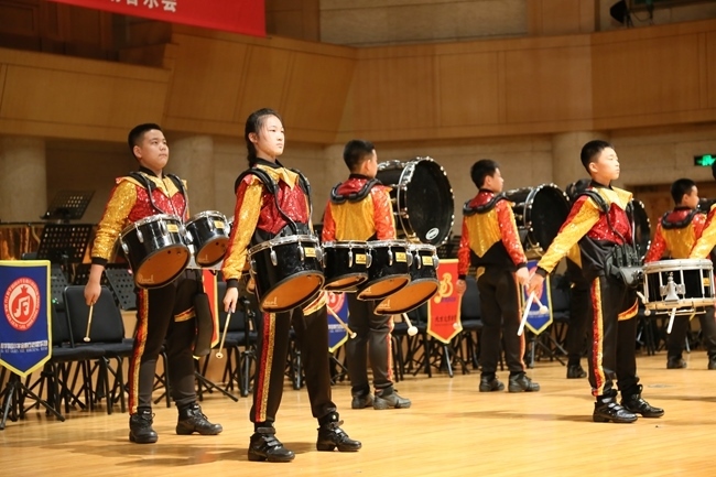 “樂(lè)動(dòng)金帆 ‘藝’起交響”為主題的專場(chǎng)音樂(lè)會(huì)現(xiàn)場(chǎng)。主辦方供圖