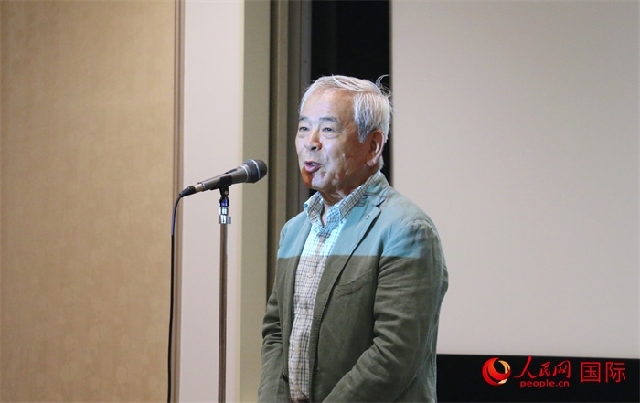 展覽名譽(yù)顧問、日本前文化廳長官青柳正規(guī)致辭。（人民網(wǎng) 許可攝）