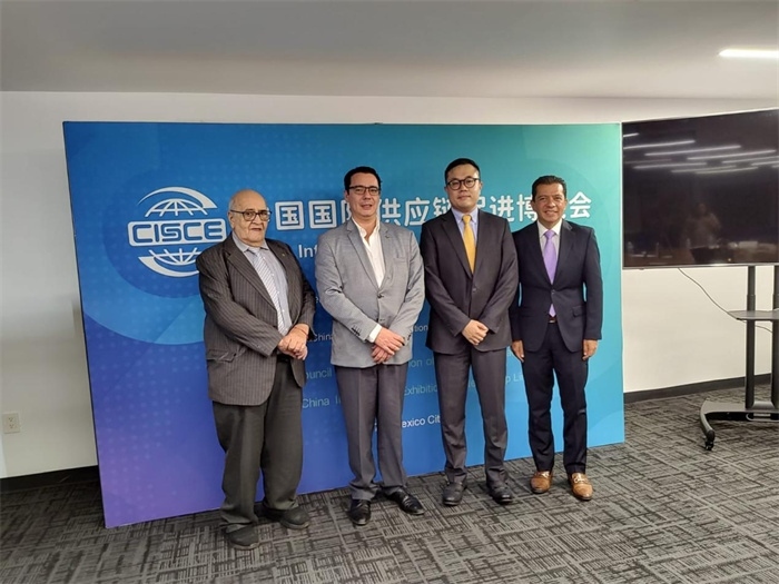 會(huì)議現(xiàn)場(chǎng)代表合影。中國(guó)貿(mào)促會(huì)駐墨西哥代表處供圖