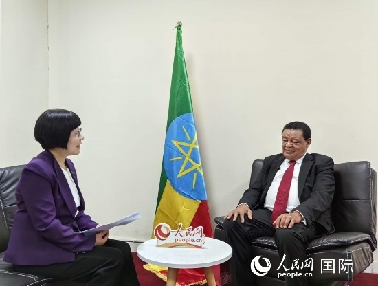 穆拉圖·特肖梅接受人民網(wǎng)記者唐維紅采訪。人民網(wǎng)記者 陳星星攝