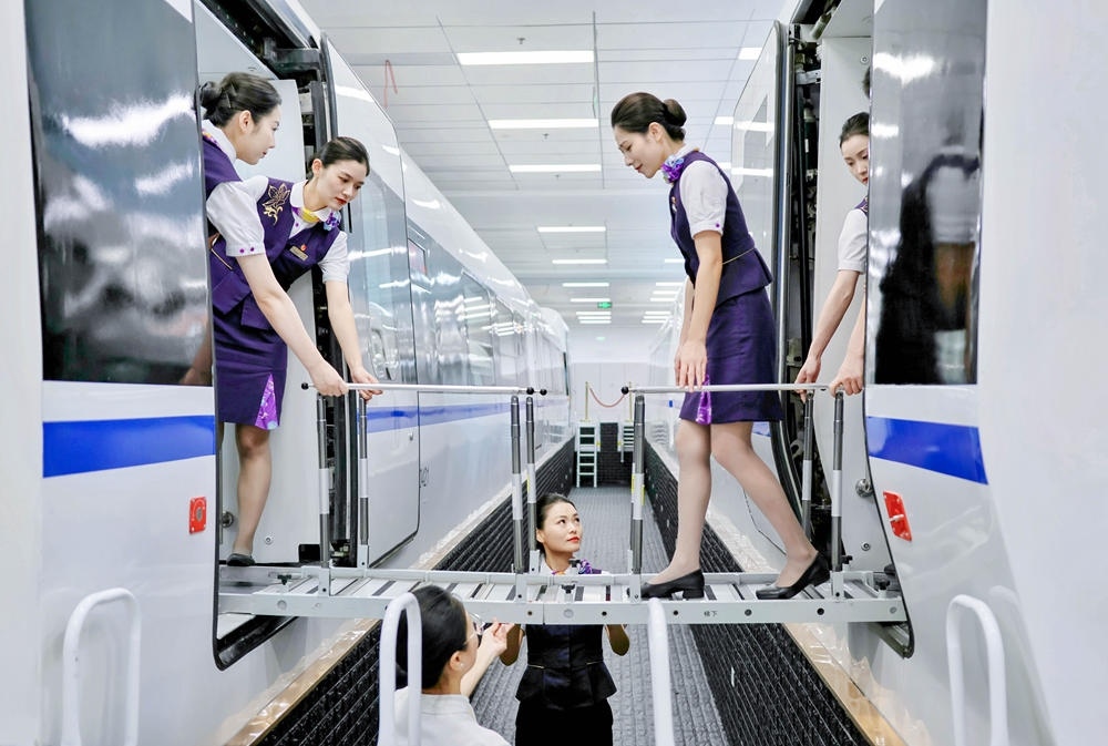 應(yīng)急處置培訓(xùn)。