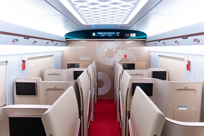 復(fù)興號亞運(yùn)智能動車組列車。上海鐵路局融媒體中心供圖