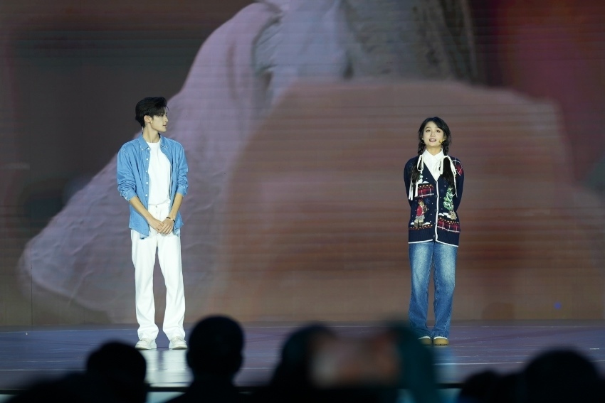 煎餅果仔（演員張家?。?、夏天妹妹（演員楊茜云）