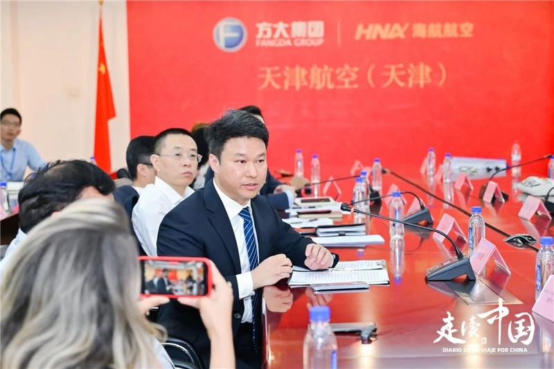 巴航工業(yè)大中華區(qū)商用飛機(jī)客戶支援經(jīng)理?xiàng)詈２?。主辦方供圖