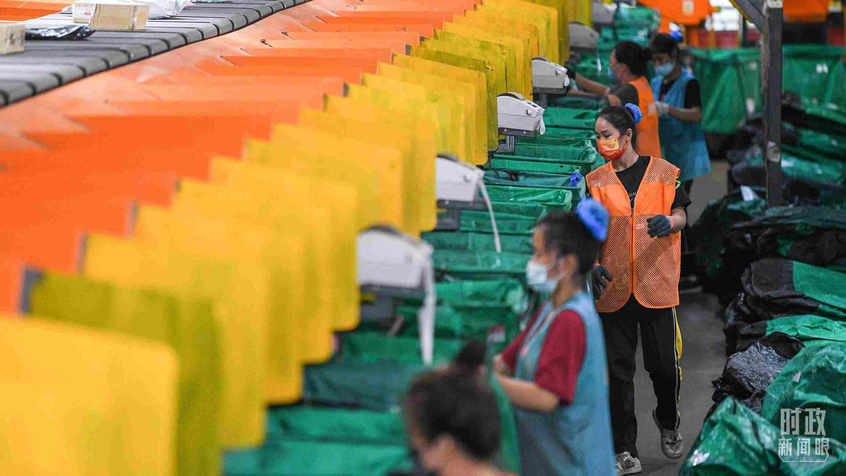 △今年“雙11”當(dāng)天全國快遞業(yè)務(wù)量達6.39億件。