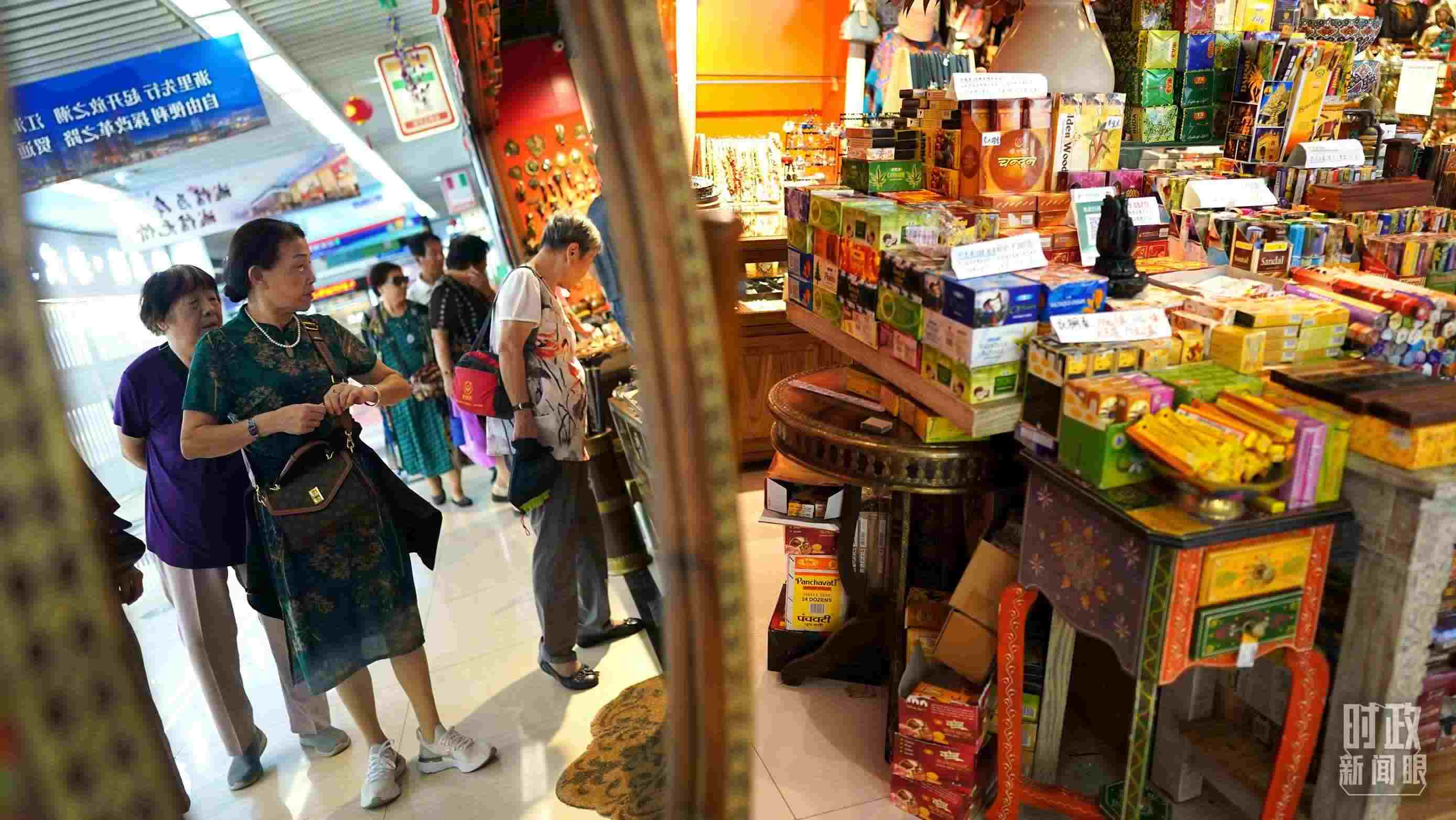 △浙江省金華市義烏國際商貿(mào)城。（總臺國廣記者李晉拍攝）