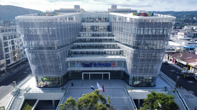 圖為中國援建薩爾瓦多國家圖書館實景。 圖片由中國援薩爾瓦多國家圖書館項目施工技術(shù)組提供