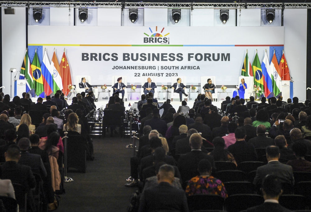 這是2023年8月22日在南非約翰內(nèi)斯堡拍攝的金磚國家工商論壇現(xiàn)場。新華社記者 李亞輝 攝