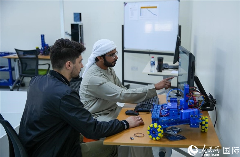 培訓中心展示。人民網塔里克·易卜拉欣攝