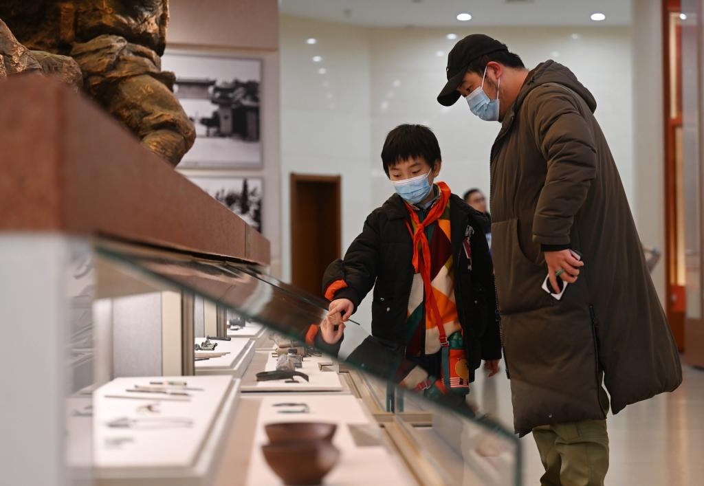 2024年1月29日，市民在平津戰(zhàn)役紀(jì)念館參觀。