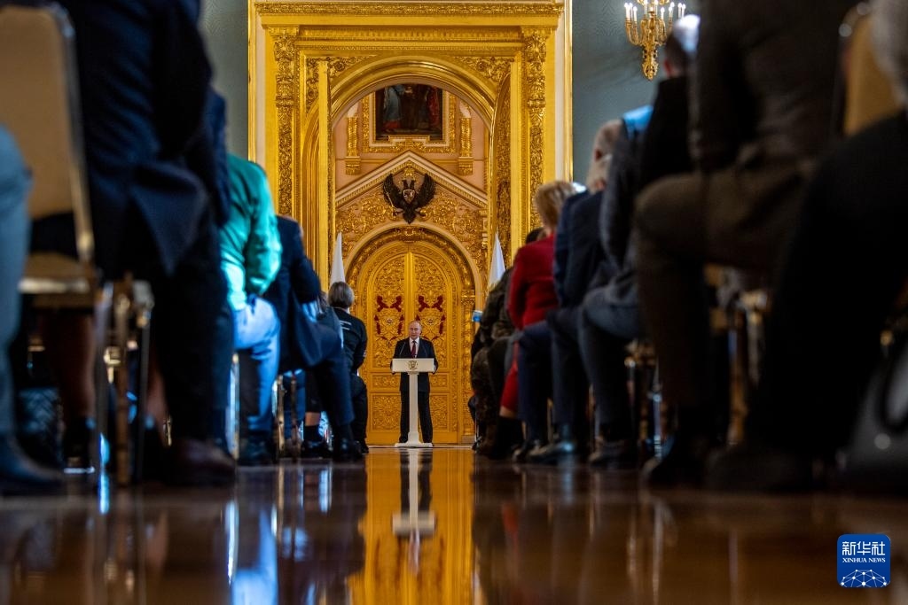 3月20日，俄羅斯總統(tǒng)普京在莫斯科克里姆林宮與其競選團隊代表舉行見面會。新華社記者 曹陽 攝