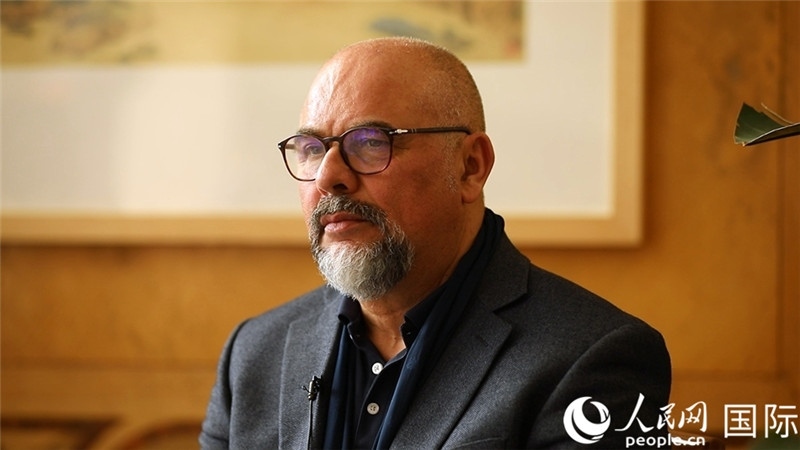 意大利陶瓷城市協(xié)會副會長保羅·馬賽蒂接受人民網(wǎng)專訪。人民網(wǎng) 劉動攝