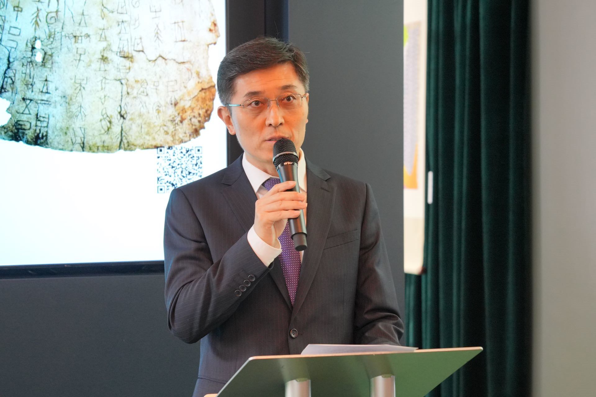 中國駐英國使館公使楊曉光致辭。主辦方供圖