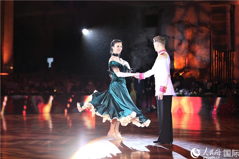 第五屆“克里姆林宮杯”國(guó)標(biāo)舞錦標(biāo)賽現(xiàn)場(chǎng)。于子恒攝
