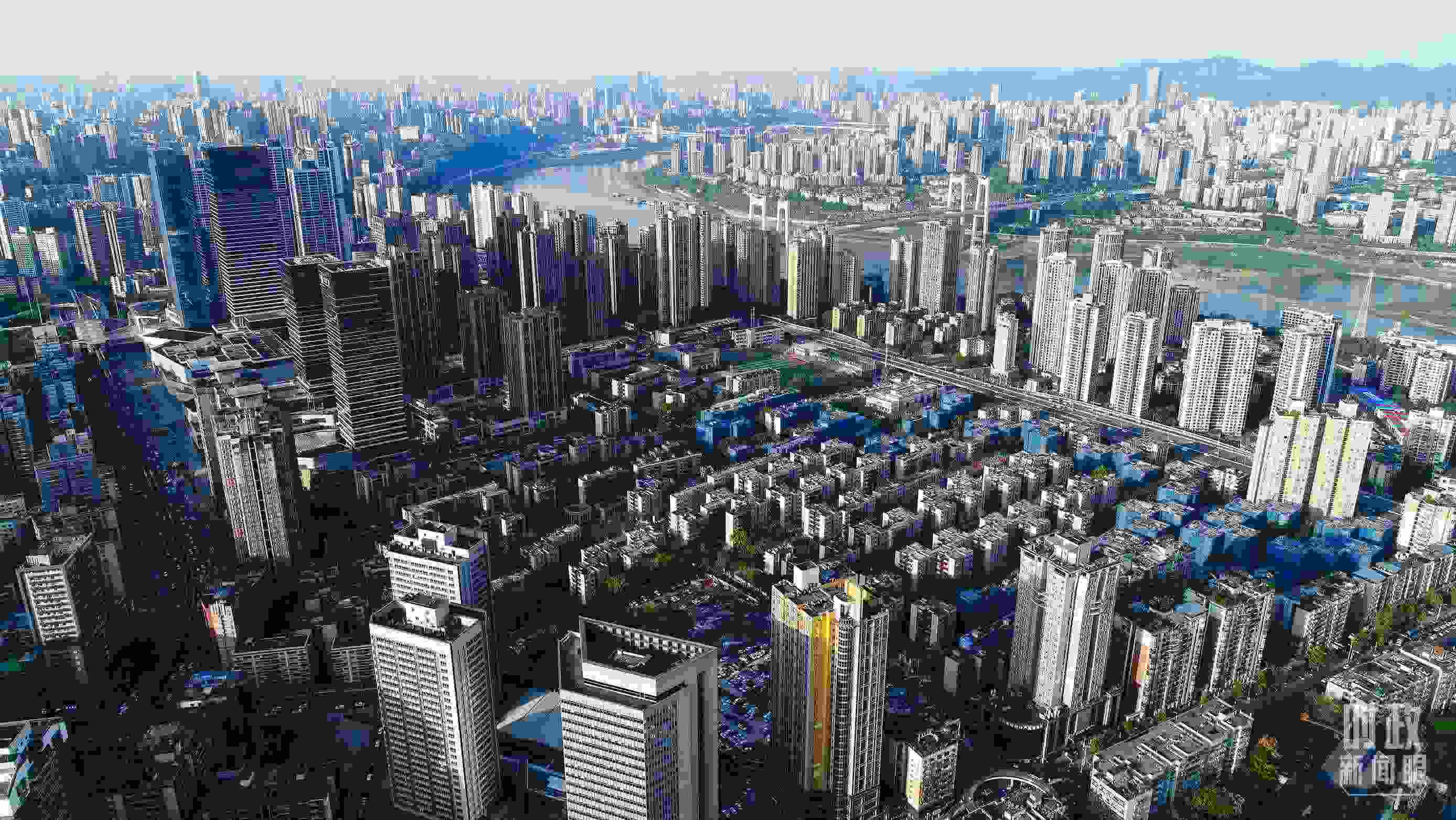 △俯瞰謝家灣街道民主村社區(qū)。（總臺記者謝鵬拍攝）