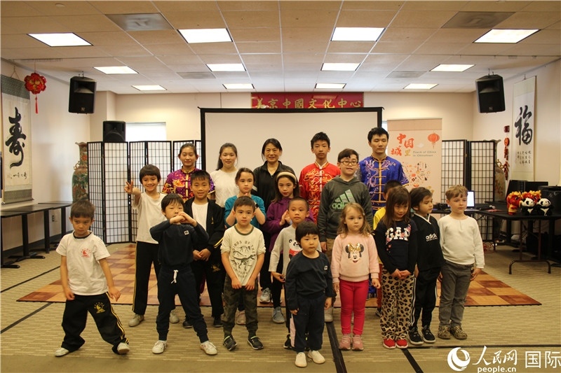 2、此次活動是在美京中國文化中心舉辦的“中國城里品中國”系列文化活動之一。 伊莎貝爾·羅德里格斯攝