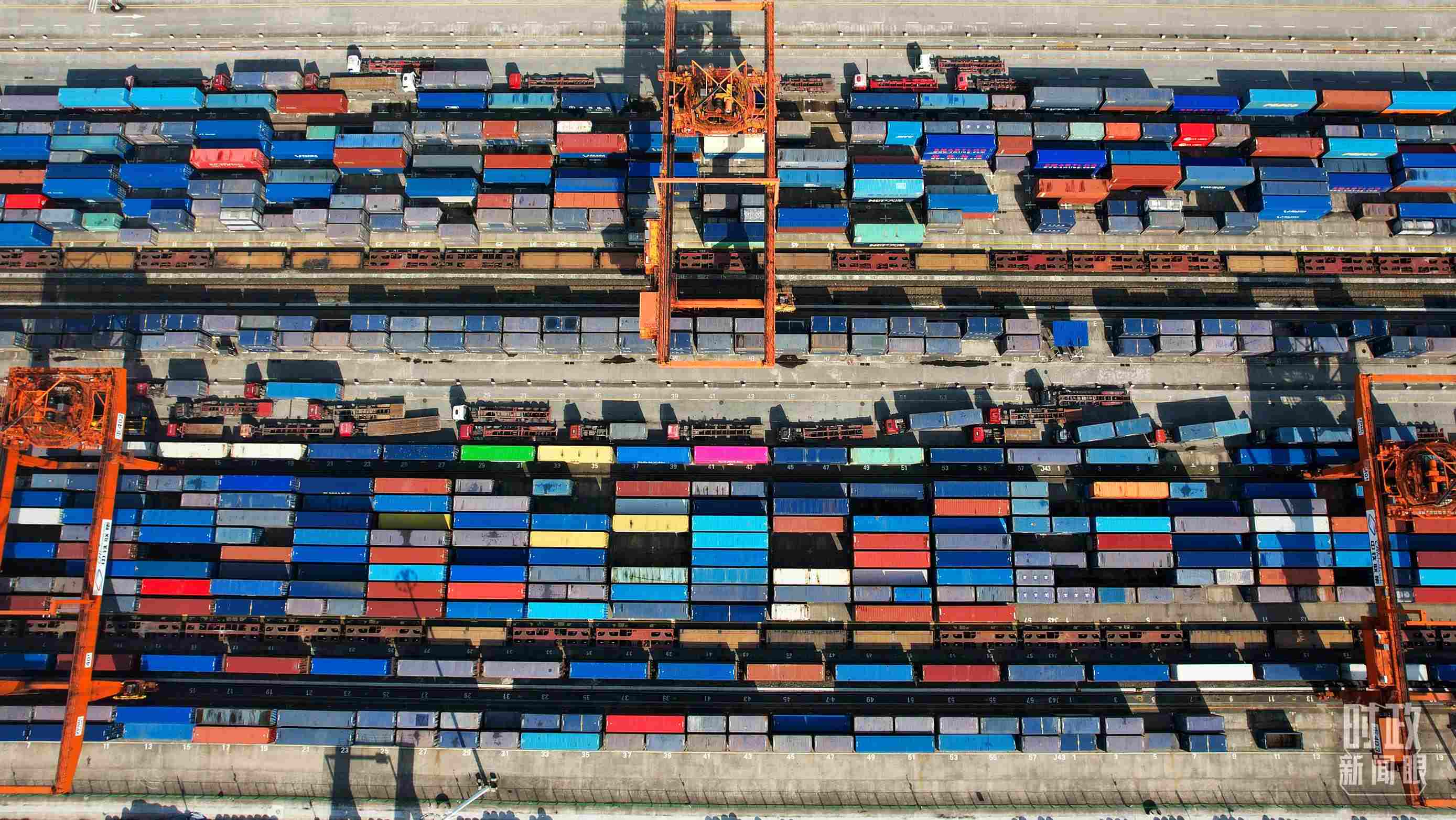 △重慶國(guó)際物流樞紐園區(qū)。（總臺(tái)央視記者范凱拍攝）