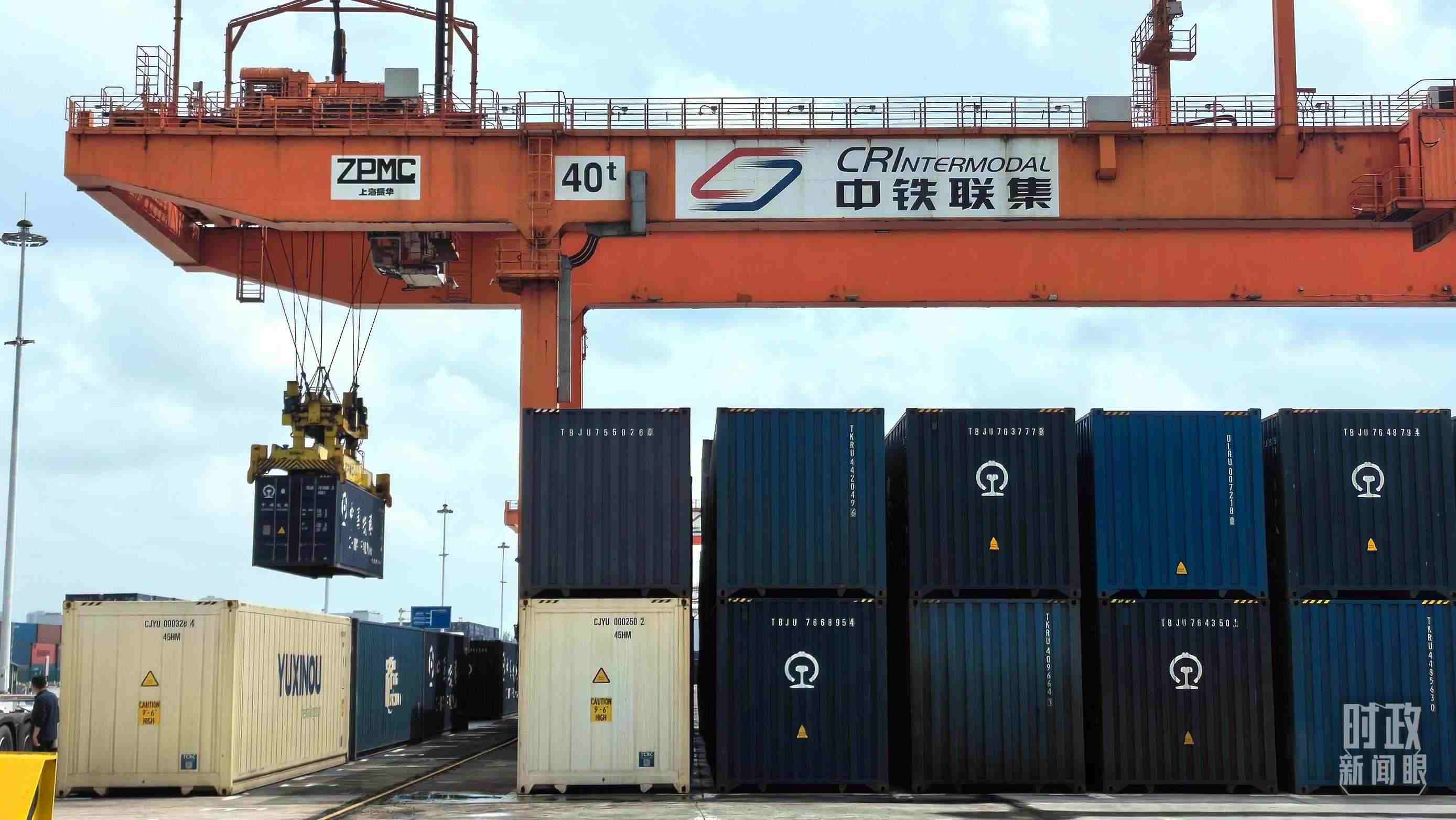 △重慶國際物流樞紐園區(qū)。（總臺央視記者趙化拍攝）