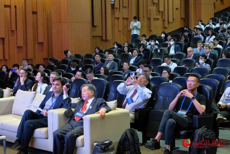 會(huì)議現(xiàn)場(chǎng)。人民網(wǎng)記者 白元琪攝