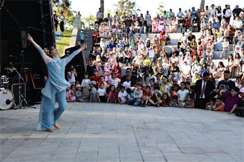 茶文化主題演出場(chǎng)景。拉巴特中國(guó)文化中心供圖