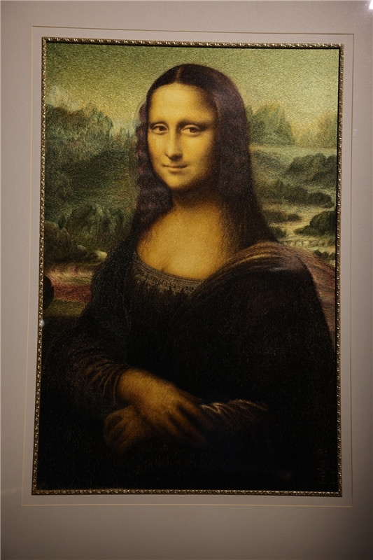 圖4:“土”展區(qū) 蘇繡《蒙娜麗莎》(圖片:陽(yáng)光媒體集團(tuán))