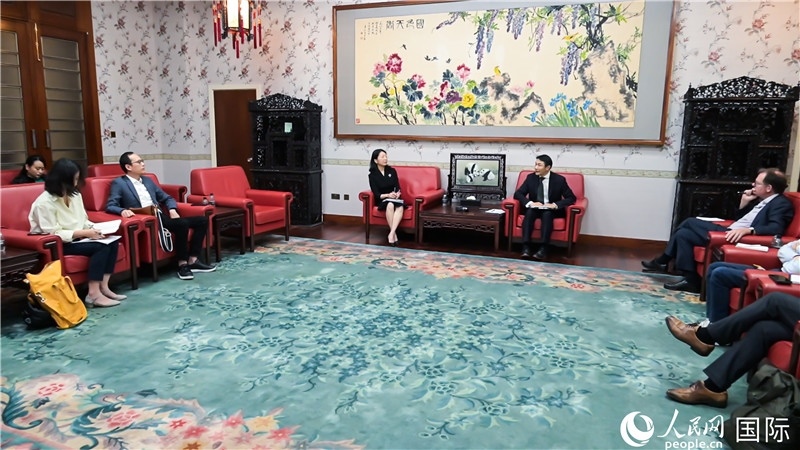 中外媒體吹風(fēng)會現(xiàn)場。 人民網(wǎng) 郭錦標(biāo)攝