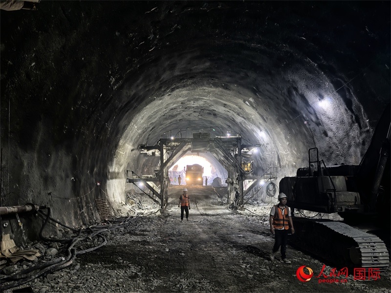 隧道施工現(xiàn)場(chǎng)圖片。人民網(wǎng) 賽義德·邁赫迪攝