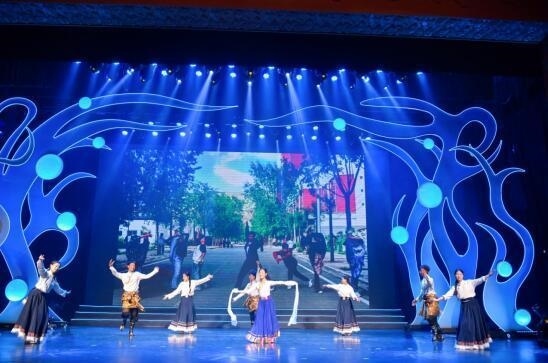 第十屆“歡動(dòng)北京”開(kāi)幕，12國(guó)青少年向未來(lái)問(wèn)好