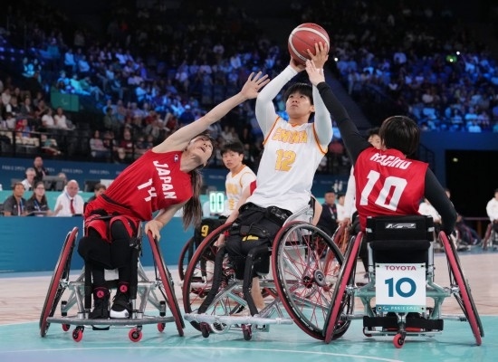 巴黎殘奧會｜“撞車、摔倒，我們都習慣了”