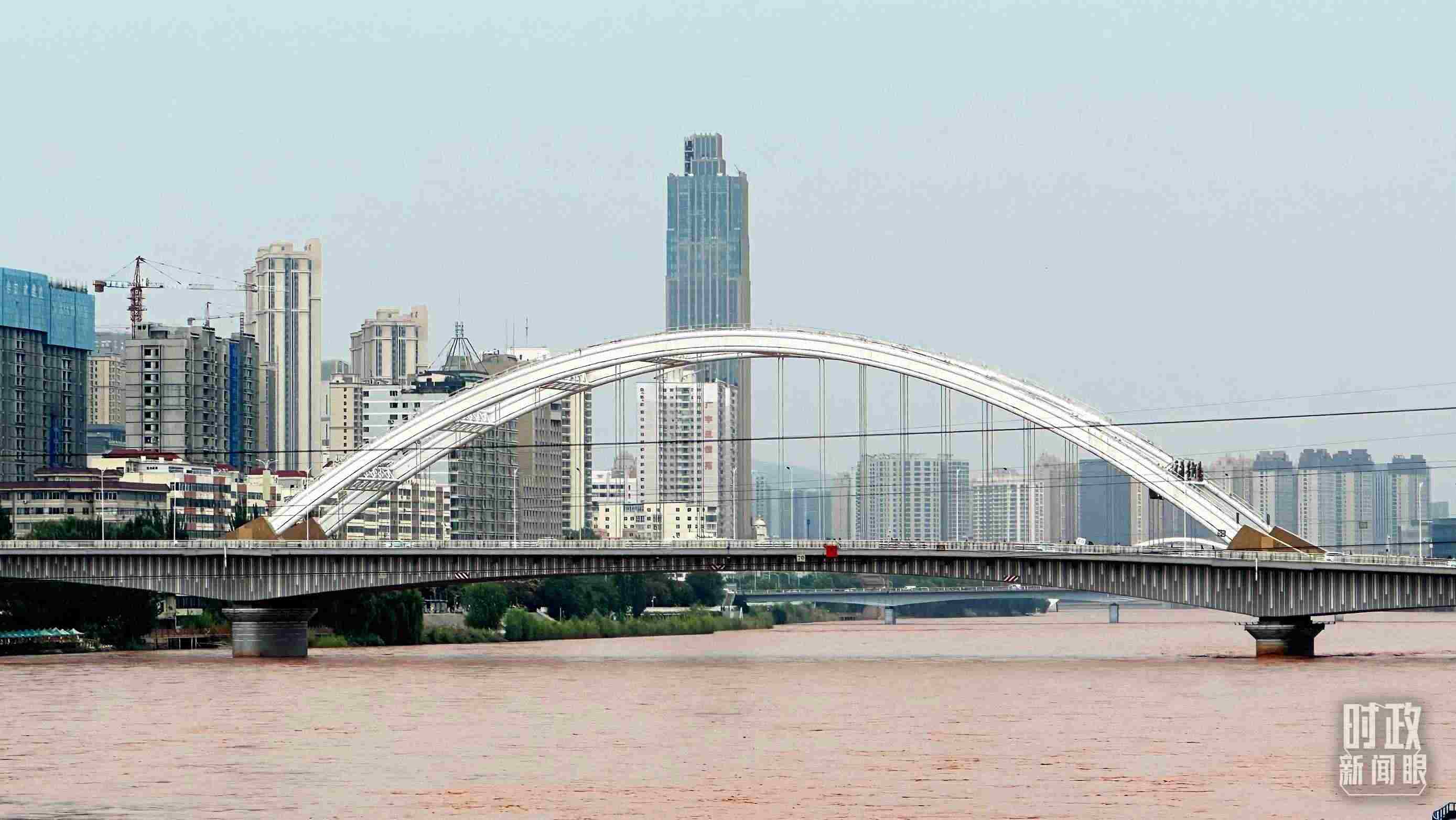 △黃河蘭州段。（總臺央視記者范一鳴拍攝）