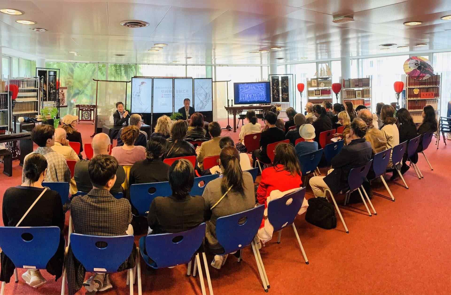 “絲路丹青——絲綢之路沿線壁畫(huà)傳摹展”在巴黎中國(guó)文化中心隆重開(kāi)幕。中國(guó)藝術(shù)研究院供圖