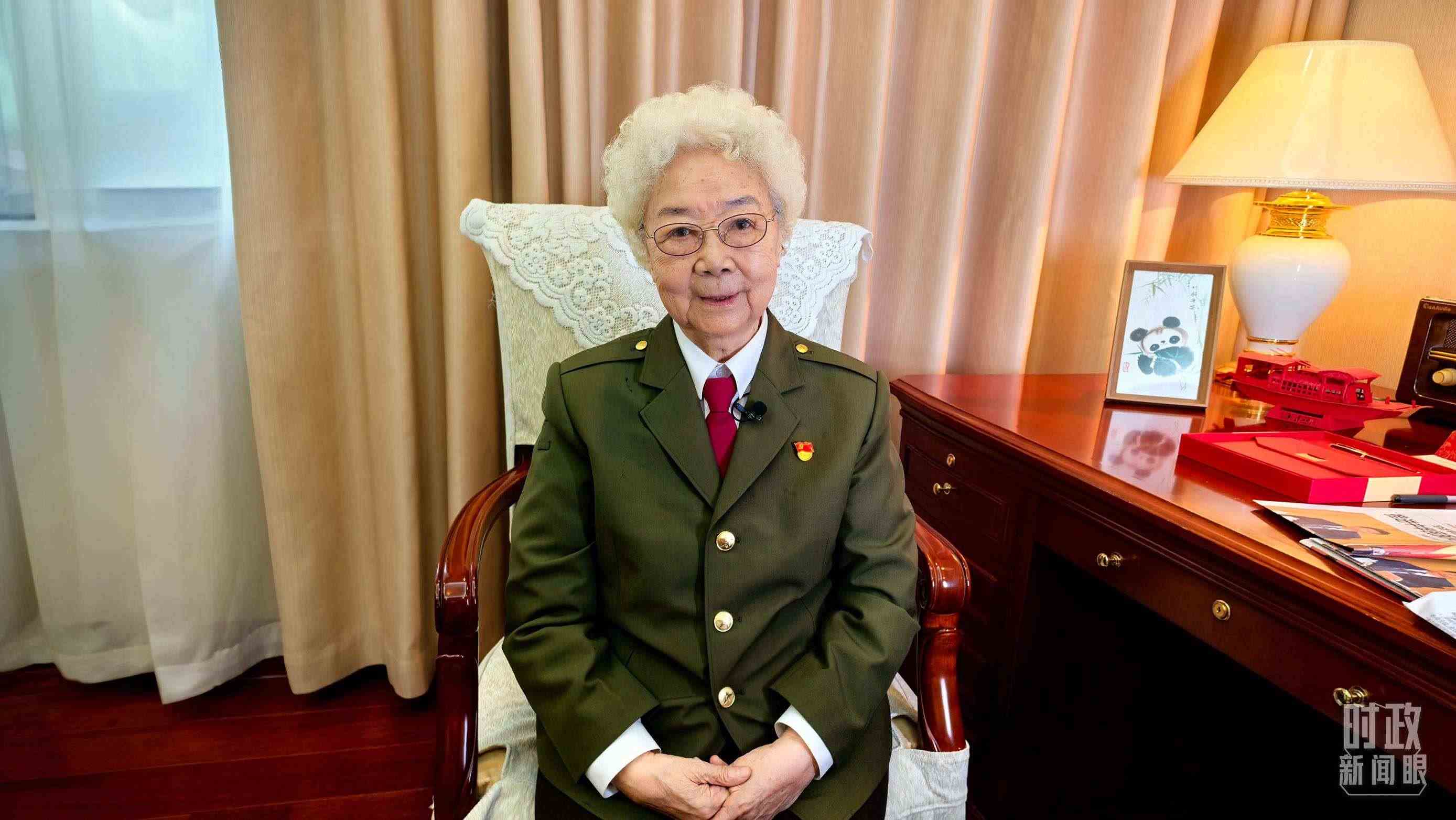 “人民藝術(shù)家”國家榮譽(yù)稱號(hào)獲得者田華。（總臺(tái)央視記者史偉拍攝）