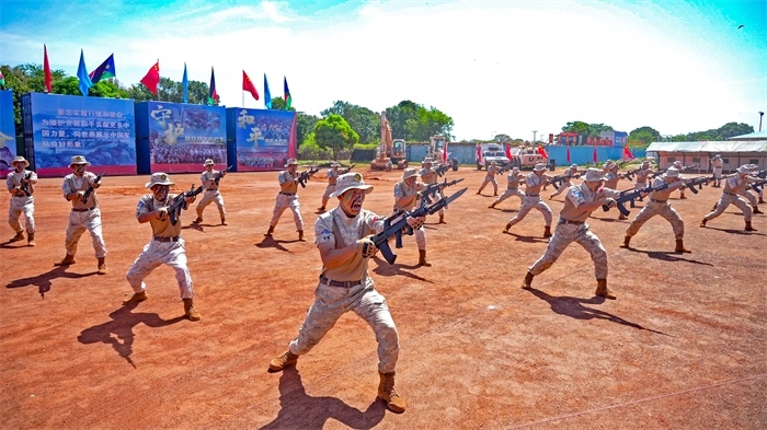 刺殺操表演。王軍杰攝