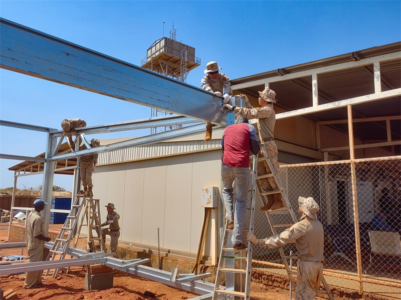 圖2-通力合作推進(jìn)任務(wù)（鄧原淘攝）