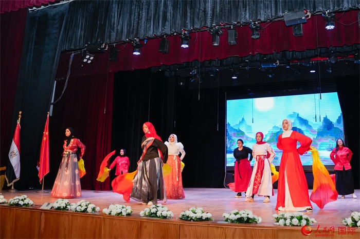 新春慶典活動現(xiàn)場。人民網(wǎng) 塔里克·易卜拉欣攝