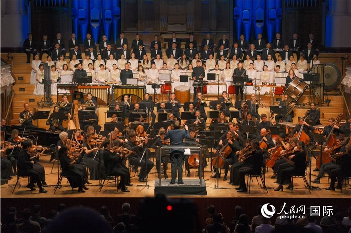 奧克蘭市政廳《空海》交響曲演出現(xiàn)場(chǎng)。張波若攝