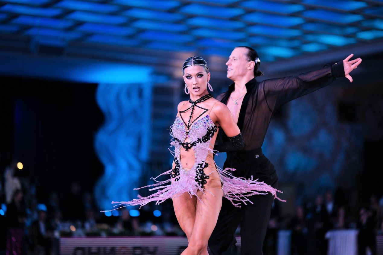 第七屆“克里姆林宮杯”國標(biāo)舞錦標(biāo)賽現(xiàn)場。于子恒攝