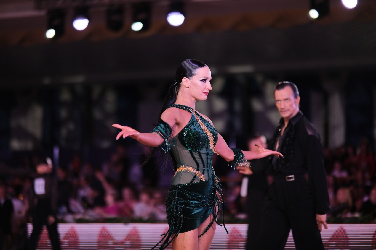 第七屆“克里姆林宮杯”國標(biāo)舞錦標(biāo)賽現(xiàn)場。于子恒攝