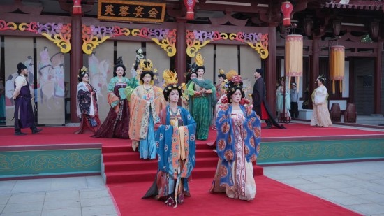 大唐芙蓉園舉辦的漢服展演活動(dòng)。受訪者供圖