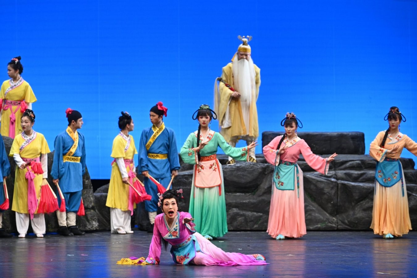 《七妹與蛇郎》演出劇照。國家大劇院供圖